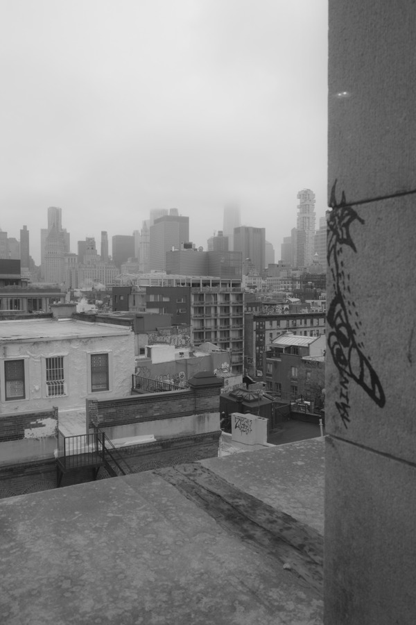 Black-and-white documentary photograph R0000310