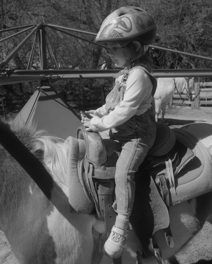 Black-and-white photograph R0000380